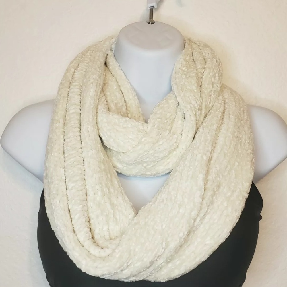 Luxury Soft Cream Infinity Scarf and Pom Beanie